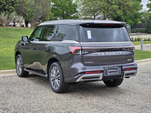 2025 INFINITI QX80 Luxe