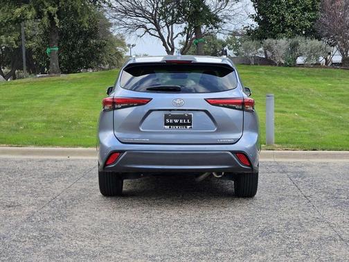 2020 Toyota Highlander Limited