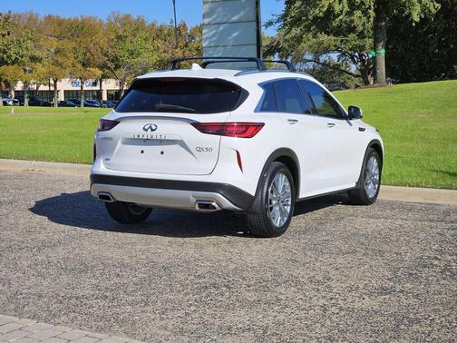 2025 INFINITI QX50 Luxe AWD