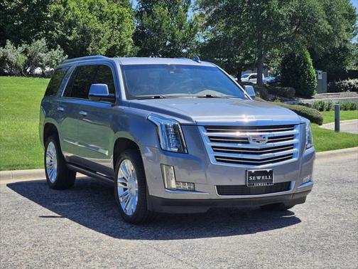 2019 Cadillac Escalade Platinum