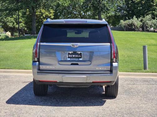 2019 Cadillac Escalade Platinum
