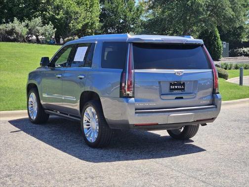 2019 Cadillac Escalade Platinum