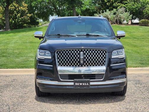 2022 Lincoln Navigator Black Label