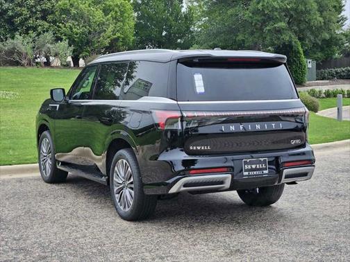 2025 INFINITI QX80 Luxe