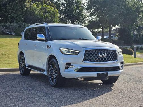 Moonstone White 2023 INFINITI QX80 SENSORY