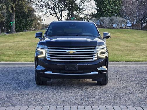 2023 Chevrolet Suburban 4WD High Country