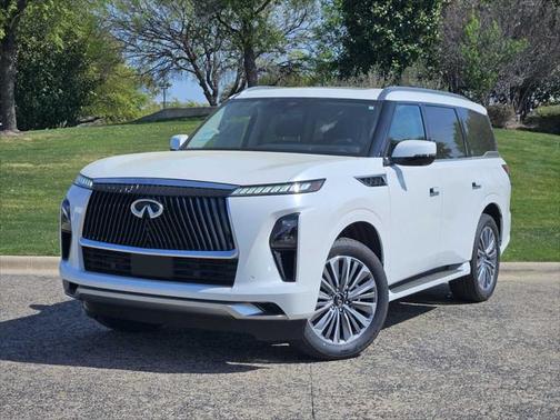 2025 INFINITI QX80 Luxe