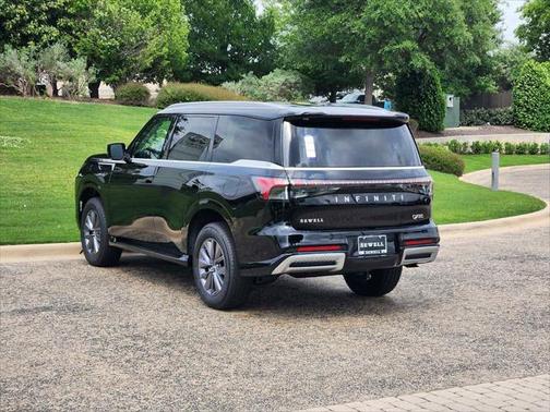 2025 INFINITI QX80 PURE