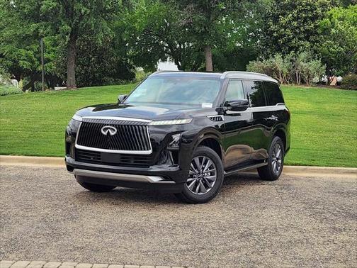 2025 INFINITI QX80 PURE