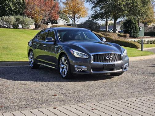 2015 INFINITI Q70L 3.7