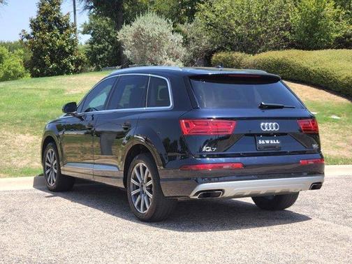 Photo 5 of 30 of 2017 Audi Q7 3.0T Premium Plus