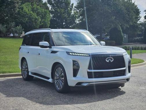 2025 INFINITI QX80 SENSORY AWD