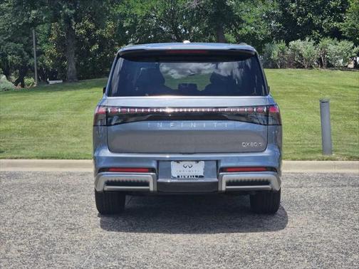 2025 INFINITI QX80 SENSORY AWD