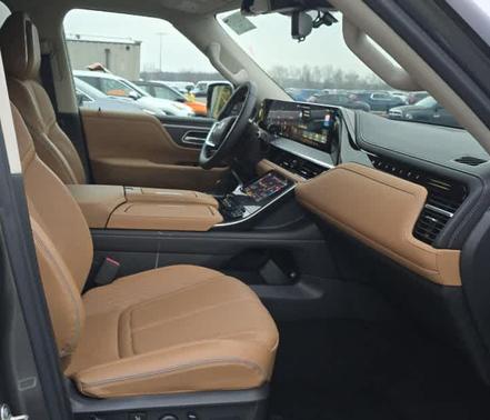 2025 INFINITI QX80 SENSORY AWD