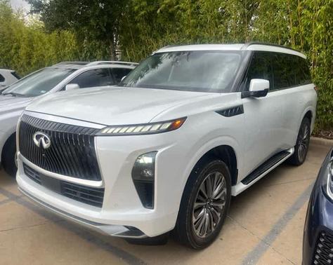 2025 INFINITI QX80 Luxe