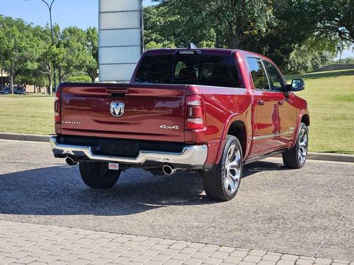Delmonico Red Pearlcoat 2023 RAM 1500 Limited
