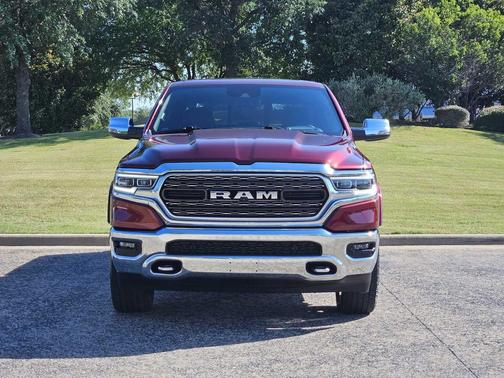 Delmonico Red Pearlcoat 2023 RAM 1500 Limited