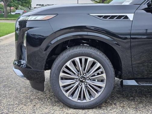 2025 INFINITI QX80 SENSORY AWD