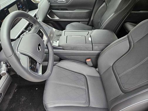 2025 INFINITI QX80 SENSORY AWD
