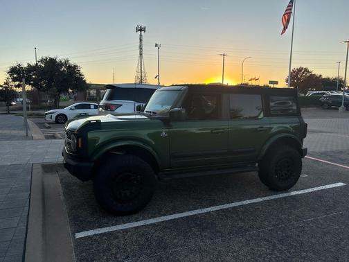 2022 Ford Bronco Outer Banks