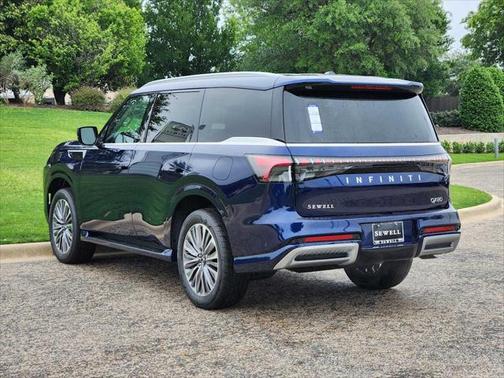 2025 INFINITI QX80 Luxe