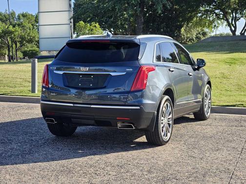 Shadow Metallic 2019 Cadillac XT5 Premium Luxury