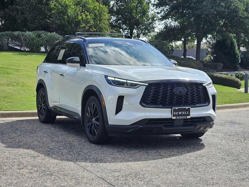Majestic White/Black Obsidian 2023 INFINITI QX60 AUTOGRAPH