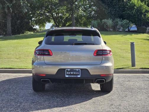 2017 Porsche Macan Base