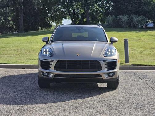 2017 Porsche Macan Base