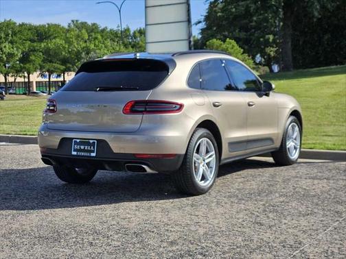 2017 Porsche Macan Base