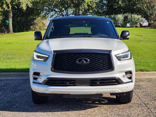2024 INFINITI QX80 SENSORY AWD