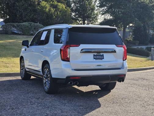 White Frost Tricoat 2023 GMC Yukon Denali Ultimate