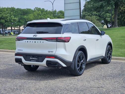 2025 INFINITI QX60 Luxe