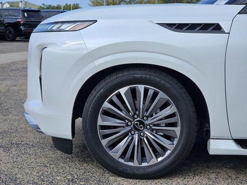 2025 INFINITI QX80 SENSORY AWD