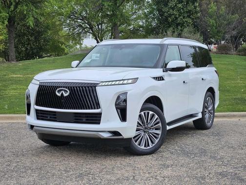 2025 INFINITI QX80 Luxe