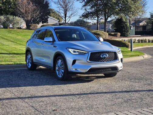 2021 INFINITI QX50 LUXE