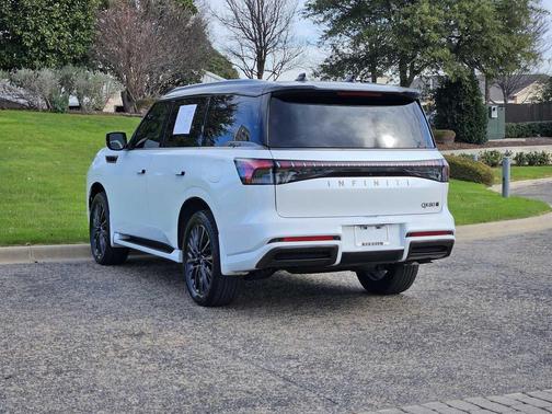 2026 INFINITI QX80 AUTOGRAPH AWD