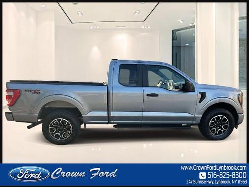 ICONIC SILVER METALLIC 2023 Ford F-150 XL