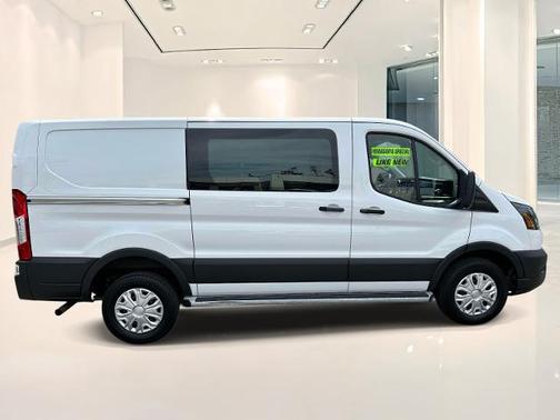 OXFORD WHITE 2024 Ford Transit-250 T-250 130 LOW RF 9070 GVWR