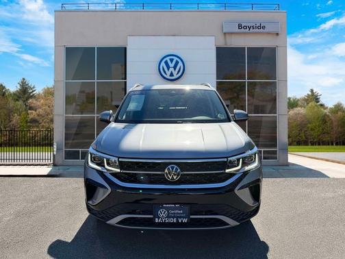 Pyrite Silver Metallic 2022 Volkswagen Taos 1.5T SEL