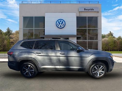 2022 Volkswagen Atlas 2.0T SE