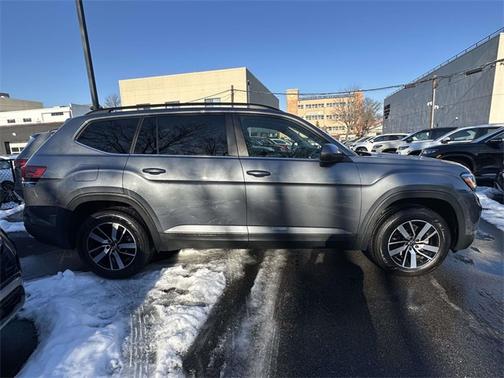 2022 Volkswagen Atlas 2.0T SE