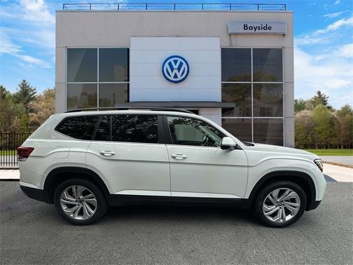 2022 Volkswagen Atlas 3.6 SE w/ Technology