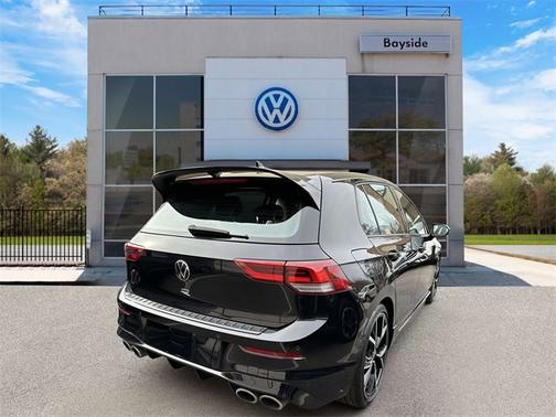 2022 Volkswagen Golf R 2.0T