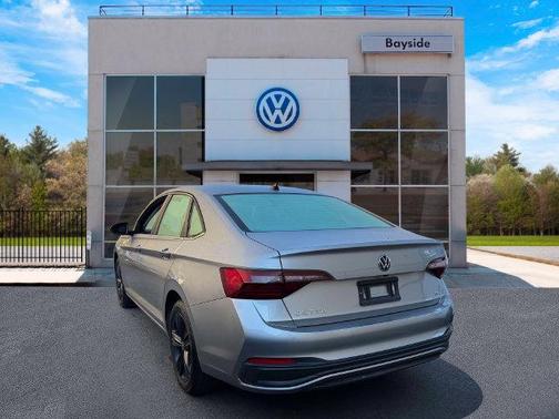 Pyrite Silver Metallic 2023 Volkswagen Jetta 1.5T SE