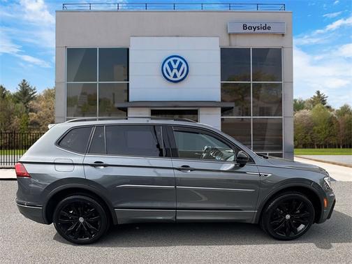 2021 Volkswagen Tiguan 2.0T SE R-Line Black