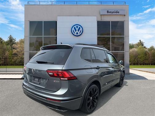 2021 Volkswagen Tiguan 2.0T SE R-Line Black