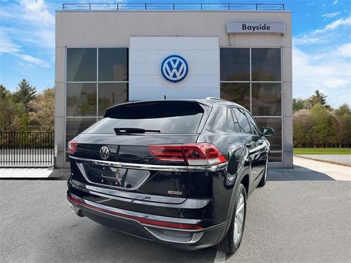2022 Volkswagen Atlas Cross Sport 2.0T SE w/ Technology