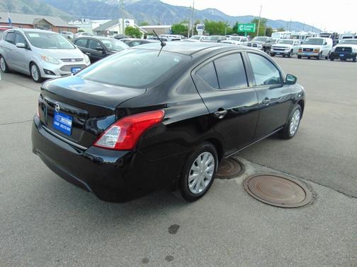 2017 Nissan Versa S