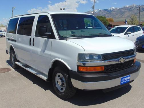 2011 Chevrolet Express 3500 LT